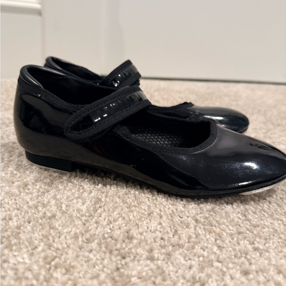 Black Patent Tap Shoes Size 1